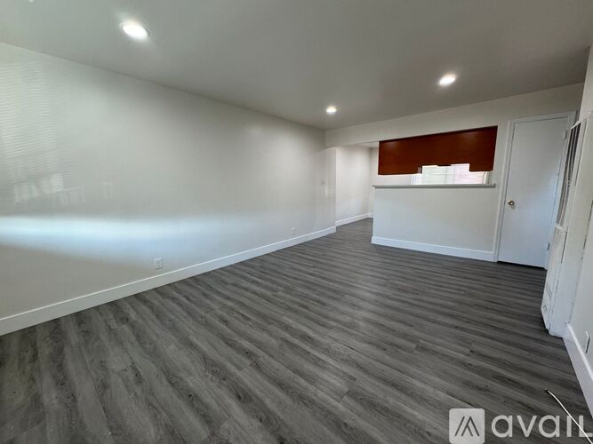333 Dumont Ave, Unit 6 Rental photo 3